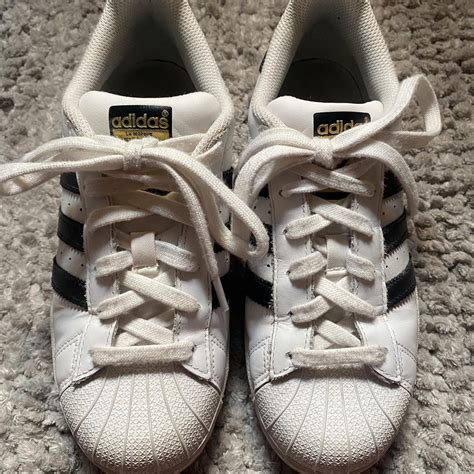 adidas superstars size 4